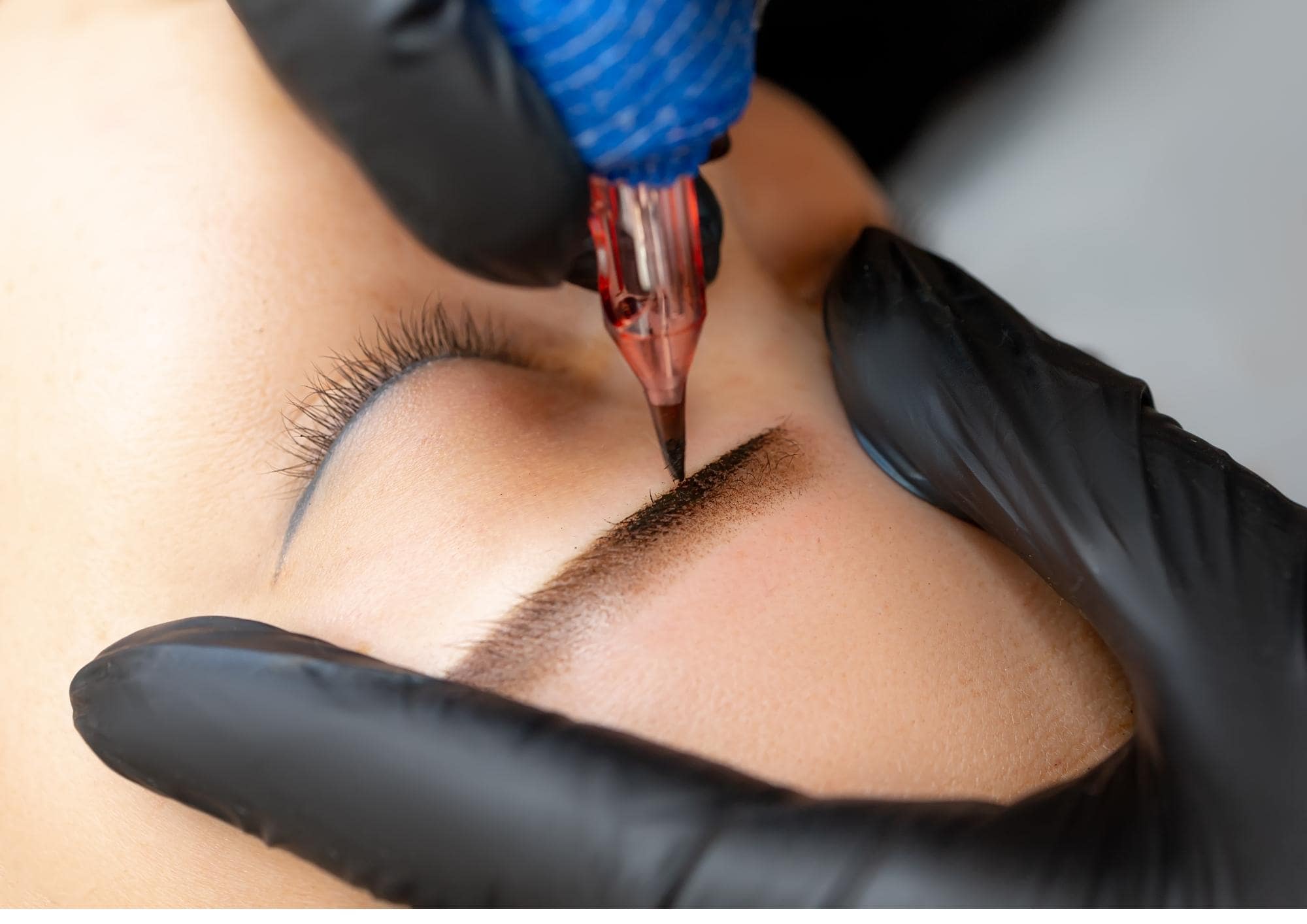 eyebrow tattooing